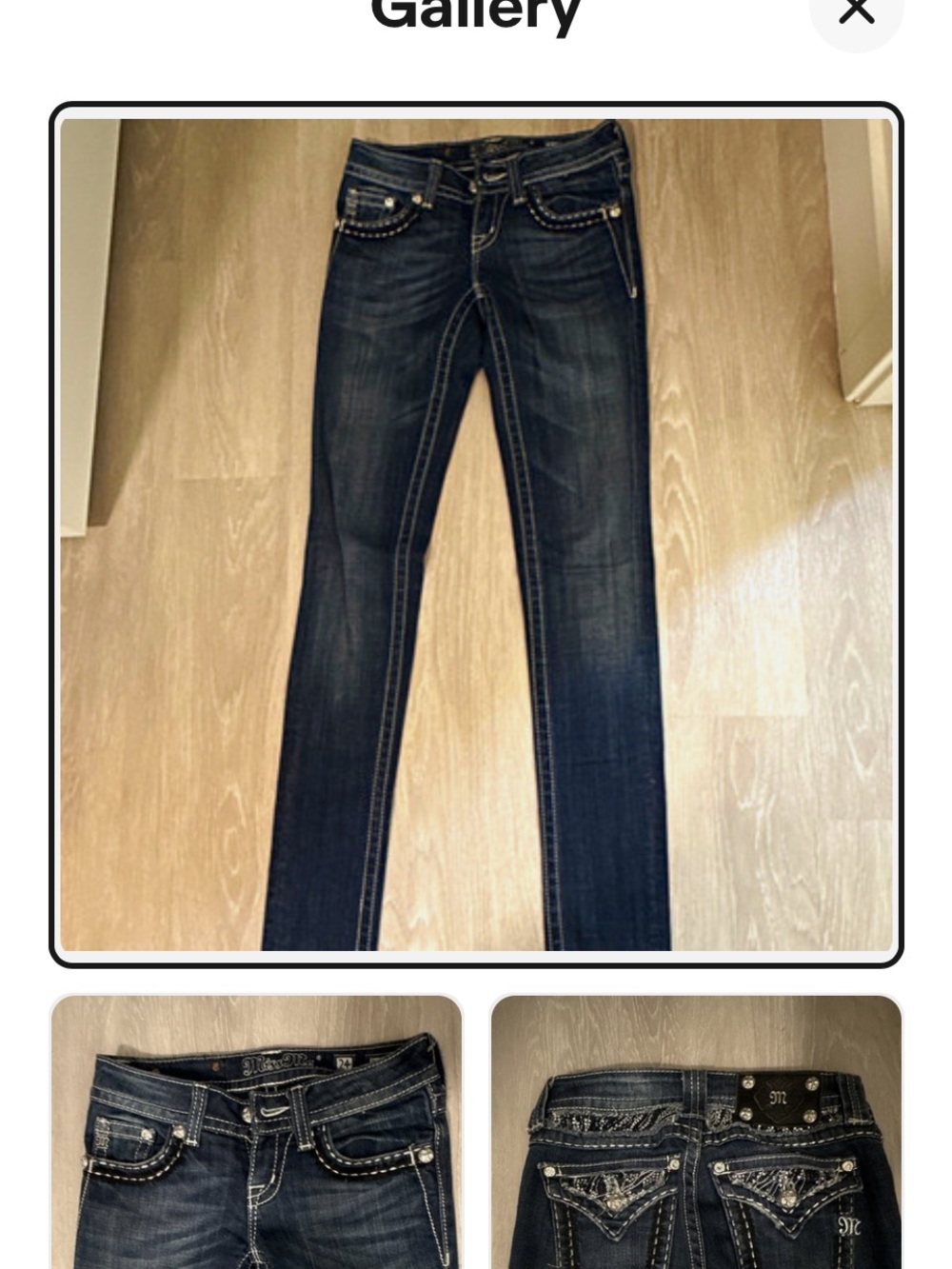 Classy / sexy Dark Blue Skinny Jeans with Embellished Pockets